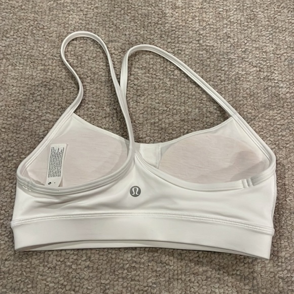 Lululemon size 4 Sports Bra - Picture 2 of 2